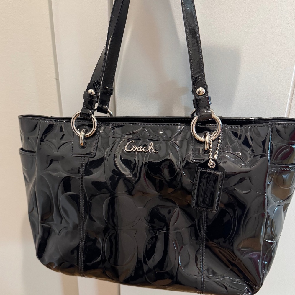 COACH Black Patent Leather Embossed C East West Gallery Large Tote F17729